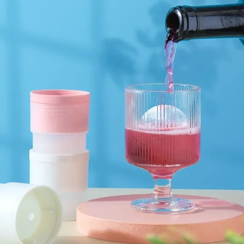 大きなボール型シリコンモールド、ウイスキーアイスボールカクテ - Ice Mold Sphere のレビューと価格